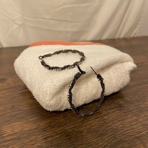 Gimmicks BKE Hoop earrings styled earrings